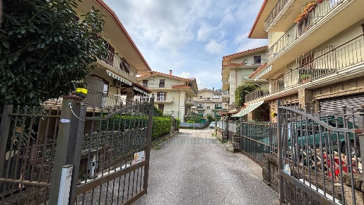Foto Box a Monteforte Irpino Centro di 48 m² con 1 locali in vendita