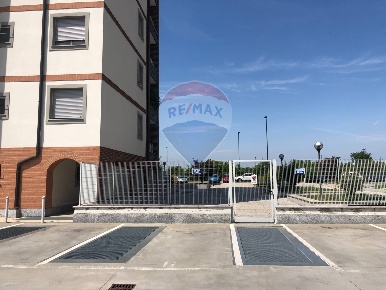 Foto Box in via Caboto, Segrate in vendita