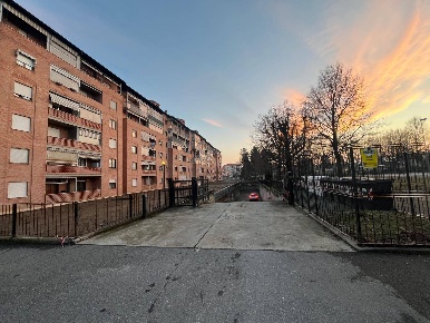 Foto Box in VIA CLN, Grugliasco in vendita