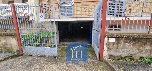 Foto Box in Trav. Di Via Giuseppe di Vittorio, Qualiano in vendita