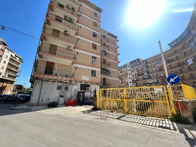 Foto Box in VIA SAN METODIO, Siracusa Gelone - Cadorna di 16 m² in vendita