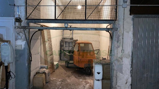 Foto Box a Mercogliano di 16 m² con 1 locali in vendita
