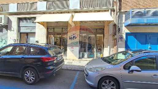 Foto Box in Via Orto San Clemente, Catania di 70 m² con 2 locali in vendita