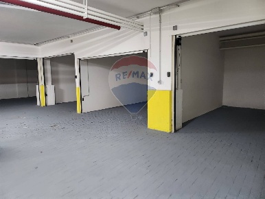 Foto Box in Via Bronte, Catania Gioeni di 13 m² con 1 locali in vendita