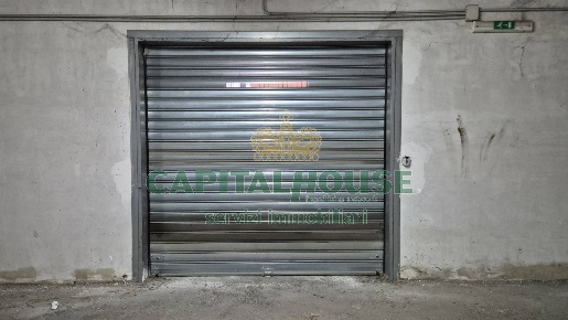 Foto Box a Portico di Caserta Centro di 20 m² con 1 locali in vendita