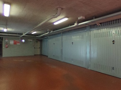 Foto Box in Corso San Maurizio, Torino in vendita