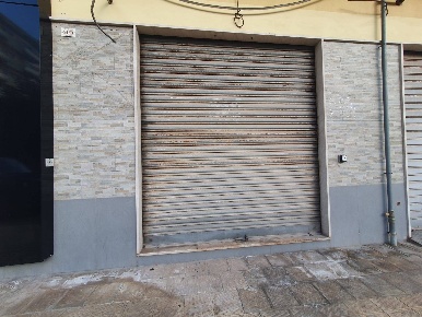 Foto Box in Via Mosco, Siracusa Gelone - Cadorna di 57 m² con 1 locali