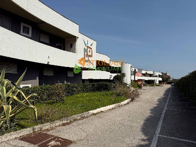 Foto Box in Strada Statale Sedici Europa Due lato Nord, Termoli di 30 m²