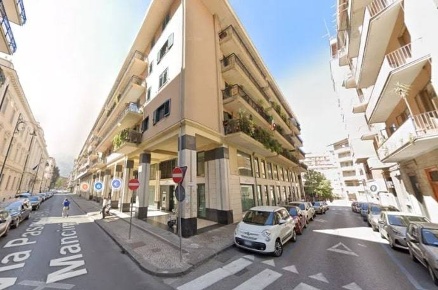 Foto Box in via mancini, Avellino Centro Storico di 25 m² con 1 locali
