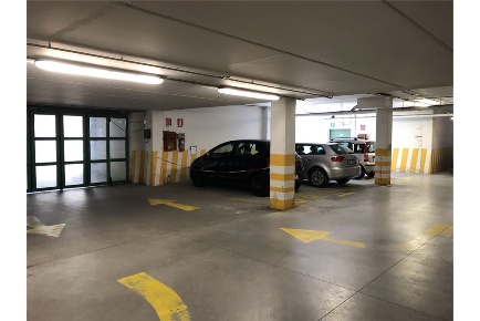 Foto Box in Via Camillo Benso Conte di Cavour, Belluno Centro di 16 m²