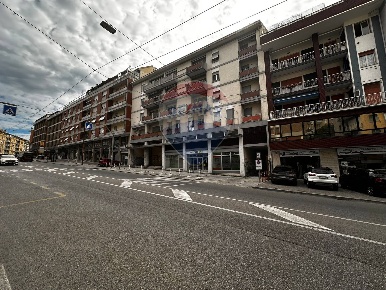 Foto Box a Ancona Regione di 4 m² con 1 locali in vendita