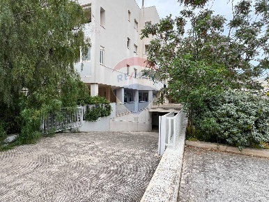 Foto Box a Monopoli Centro di 37 m² con 1 locali in vendita