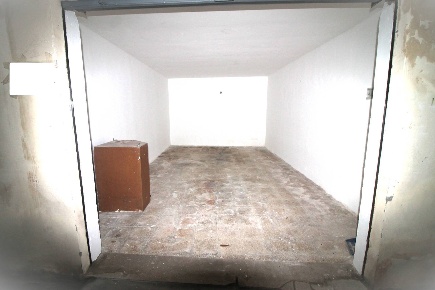Foto Box in Via Di Villa Ortisi, Siracusa Scala Greca - Neapolis di 21 m²