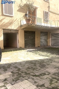 Foto Box in Via del Vascello, Roma in vendita