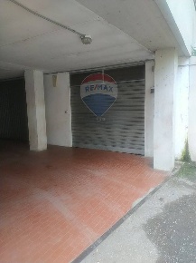 Foto Box in Via FRatelli Rosselli, Figline e Incisa Valdarno di 84 m²