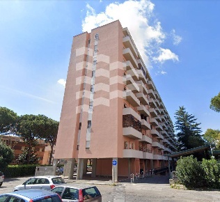 Foto Box in Via Quirino Roscioni, Roma in vendita