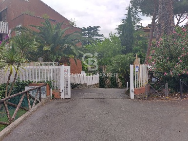 Foto Box in Via Vallombrosa, Roma in vendita