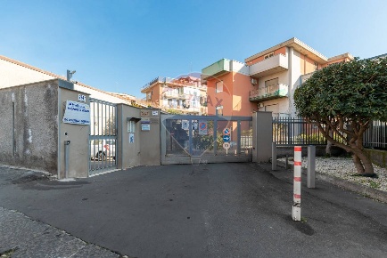 Foto Box in Via Del Bosco, Catania Barriera - Leucatia di 15 m² in vendita