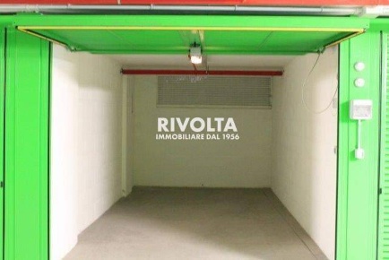 Foto Box in Via Teulada, Roma in vendita
