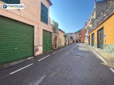 Foto Box in Via Marexiano, Borghetto Santo Spirito di 35 m² con 1 locali