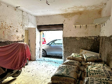 Foto Box in Via Madonna Del Riposo, Viterbo in vendita