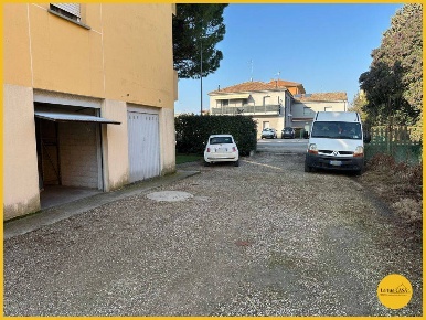 Foto Box a Molinella di 12 m² con 1 locali in vendita