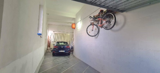 Foto Box in Via Walter Fillak, Genova in vendita
