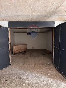 Foto Box in via Convento del Carmine, Tremestieri Etneo Canalicchio Tivoli