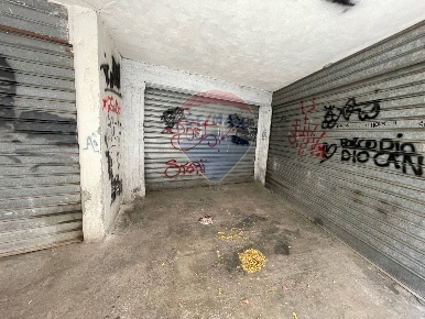 Foto Box in VIA FURNARI, Santa Maria di Licodia di 21 m² con 1 locali