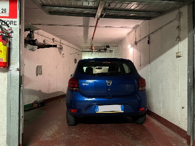 Foto Box a Savona Villapiana, La Rusca, Via Mignone di 55 m² con 1 locali