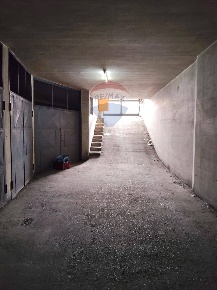 Foto Box in Via San Giuseppe, Mascali Centro di 15 m² con 1 locali