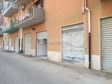 Foto Box in VIA MODICA, Siracusa Scala Greca - Neapolis di 35 m² in vendita