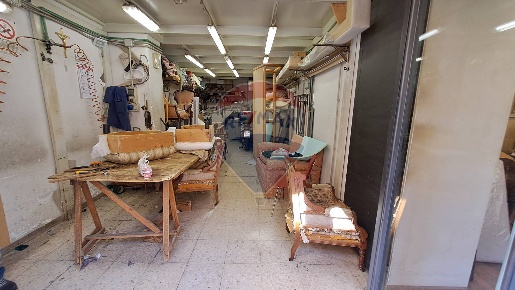 Foto Box in Via Orto San Clemente, Catania di 45 m² con 1 locali in vendita