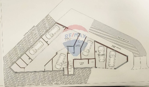 Foto Box in Via della Madonnuccia, Città Sant'Angelo Centro di 19 m²