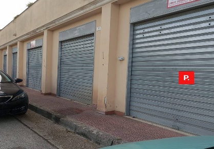 Foto Box in via martiri cristiani, Santa Maria Capua Vetere di 108 m²