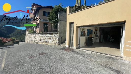 Foto Box in VIA SEPOZZO, Avegno in vendita