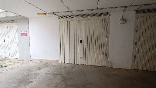 Foto Box in Via Ivo Pannaggi, Macerata in vendita