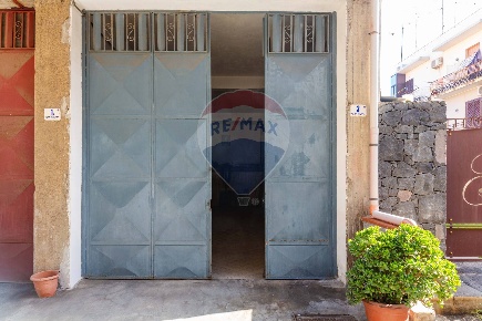 Foto Box in Via Del Chinotto, Catania Librino - Zia Lisa di 50 m²