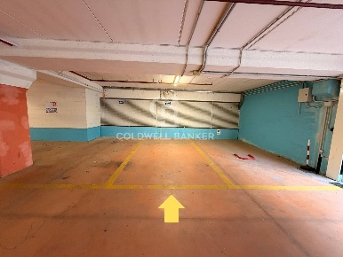 Foto Box in Lungomare della repubblica, Riccione Abissinia di 14 m²