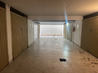 Foto Box in Viale Caravaggio, Monte Argentario Porto Ercole di 19 m²