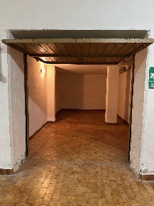 Foto Box in via carloforte, Albenga Centro di 18 m² con 1 locali in vendita