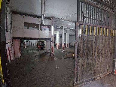 Foto Box in VIA DELL'EPOMEO, Napoli in vendita