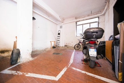 Foto Box in Via Antonio Cianciullo, Genova in vendita