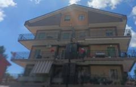 Foto Box in VIA CARPINETANA SUD, Colleferro in vendita