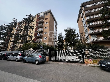 Foto Box in Via Niceforo, Bari Poggiofranco di 24 m² con 1 locali