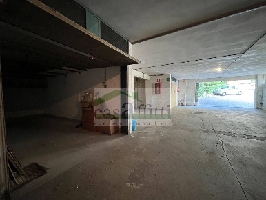 Foto Box in Via Ricciardi, Chieti Chieti Scalo di 18 m² con 1 locali