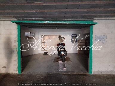Foto Box in Via Romana, Ceriale Centro di 56 m² con 1 locali in vendita