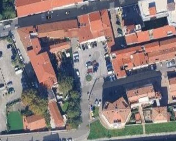 Foto Box in Via Mario Magnozzi, Livorno Pontino - Bastia di 13 m²