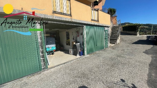 Foto Box in VIA SEPOZZO, Avegno in vendita
