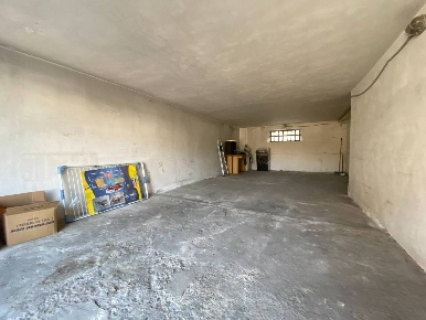Foto Box in Via Lazzaro Spallanzani, Settimo Torinese in vendita